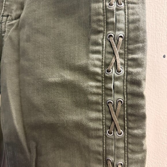 Blank NYC Olive Skinny Jeans with Leather Lacing Details on Legs - Picture 3 of 4
